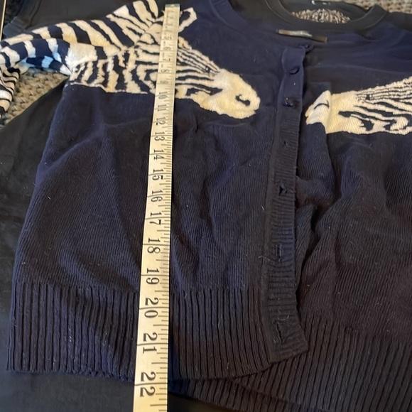Vintage late 80’s/early 90’s navy blue zebra button up cardigan sweater - Picture 8 of 8